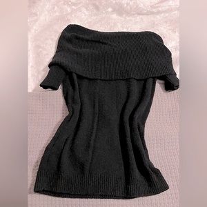 Loft - off shoulder 1/4 sleeve sweater top. Work or play!!